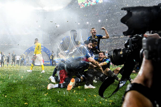 而關鍵時刻 而關鍵時刻