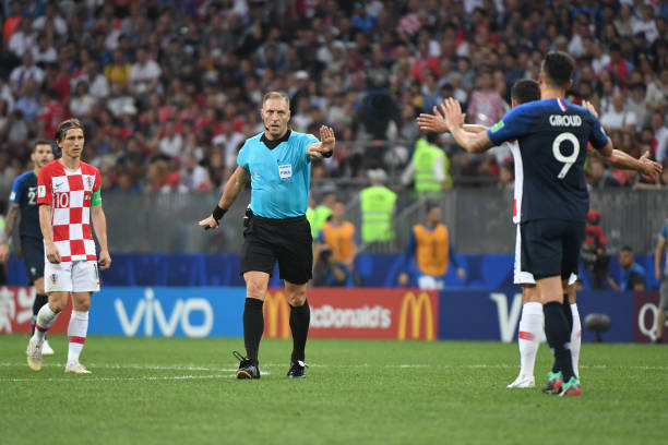 头球之王的 头球之王的